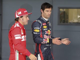 Webber va superar Alonso a quatre voltes del final. (Foto: EFE)